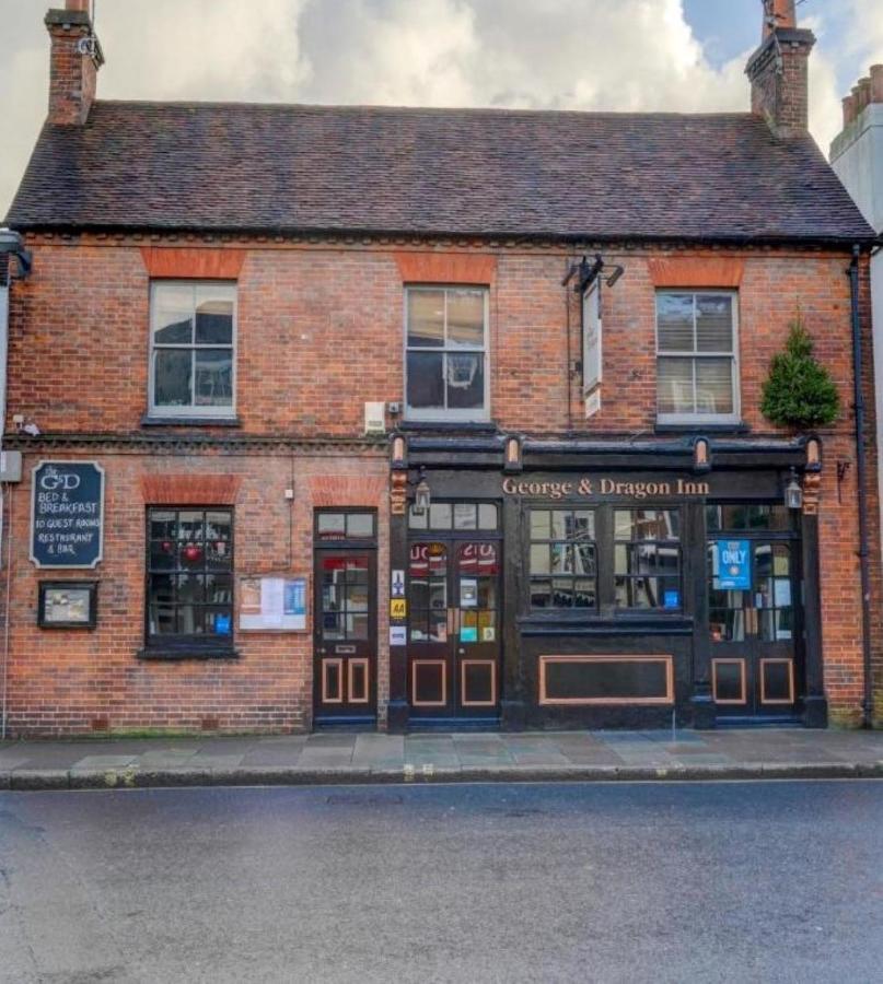 OYO George&Dragon Inn Chichester Exterior foto