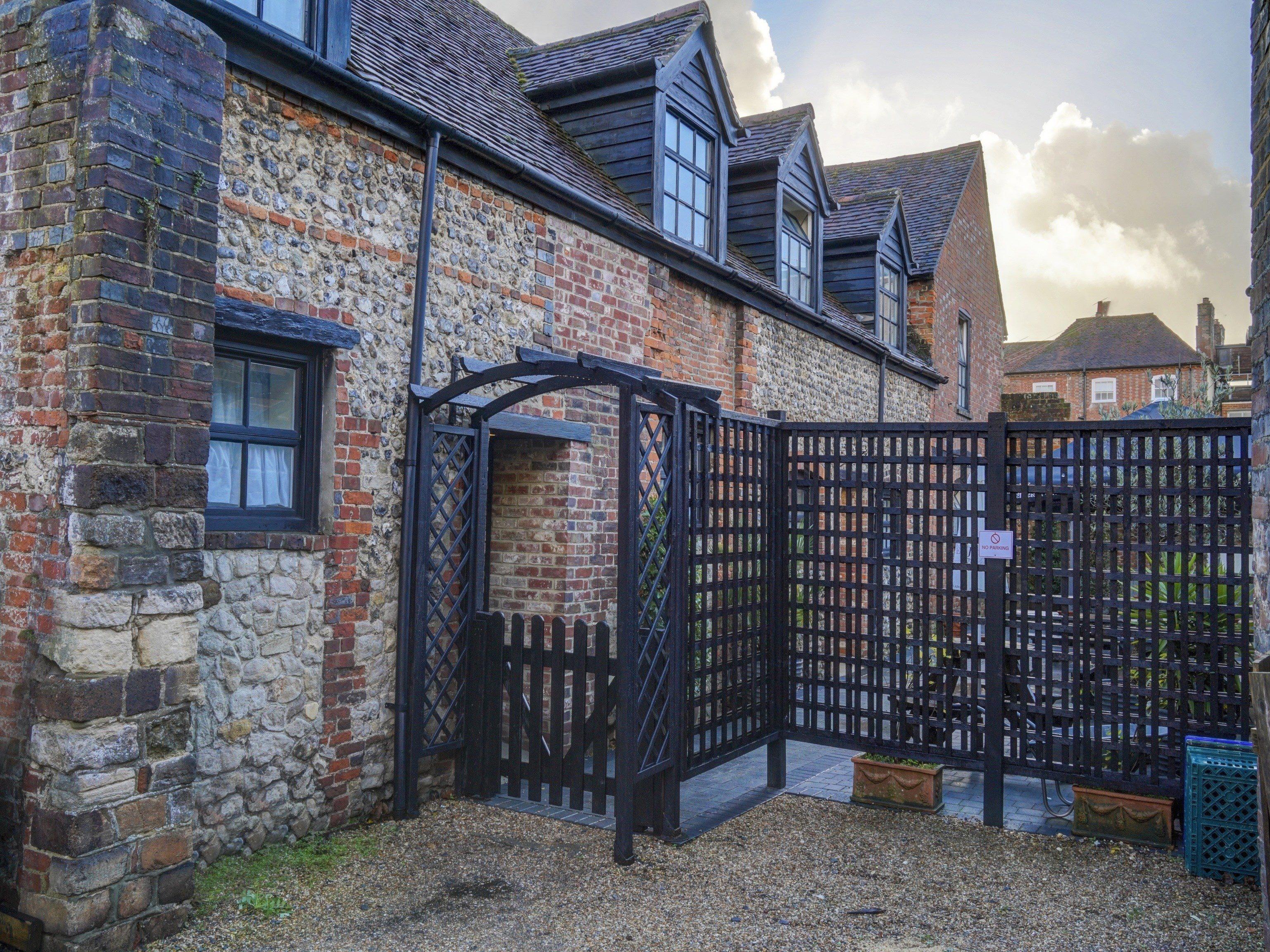 OYO George&Dragon Inn Chichester Exterior foto